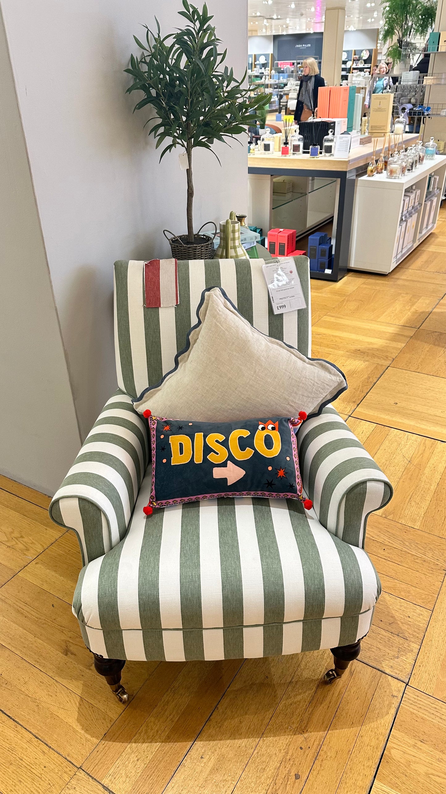 Disco -> pillow and insert.